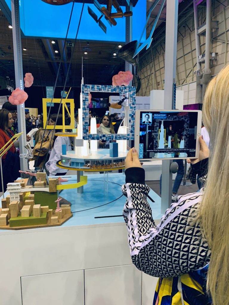 IMG 0260 768x1024 - Augmented reality er her for at disrupte industrien: Insights fra Web Summit 2018